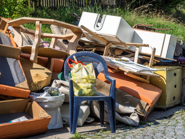 Best Junk Hauling Services  in Englewood, OH