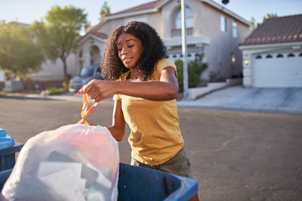 Best Commercial Cleanout Services  in Englewood, OH