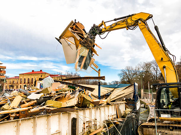 Best Household Junk Removal  in Englewood, OH