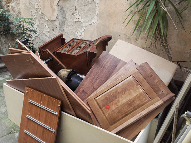 Best Commercial Junk Removal  in Englewood, OH